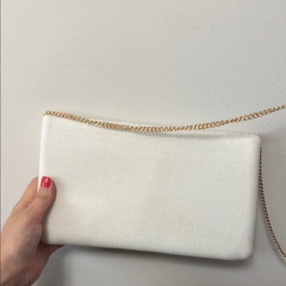 Elegant White Beaded Bride Clutch - Picture 3 of 4